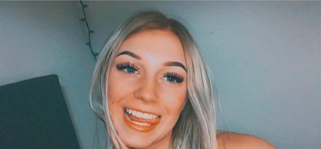 fans de gothique asiatique uniquement porno exclusif image