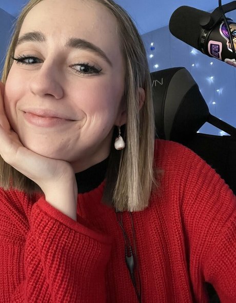 Atwentysomethingloser modèle des photos