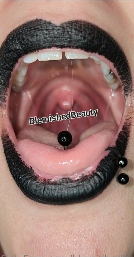 blemishedbeauty actrice libre galeries