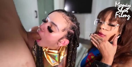 Hannahmarieroyal modèle sexy image