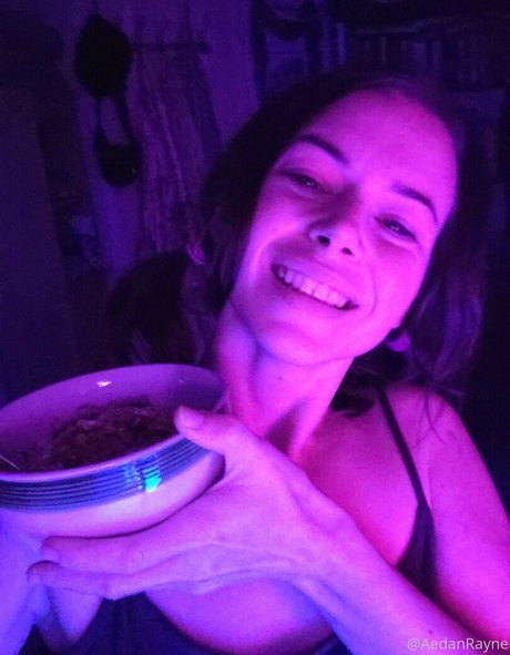 aedanraynevip étoile parfaite archive