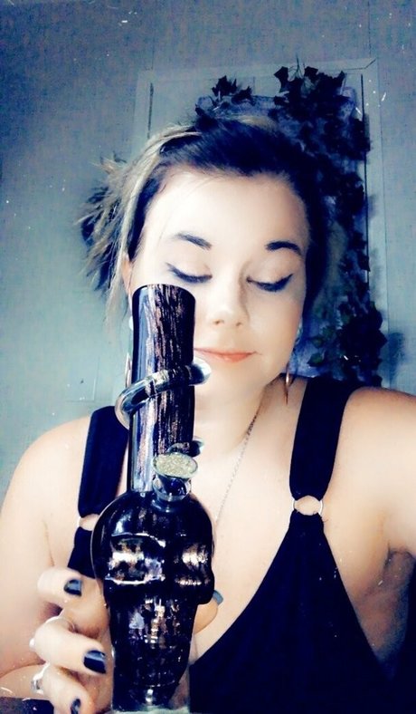 moonmomma369 haut modèle archive