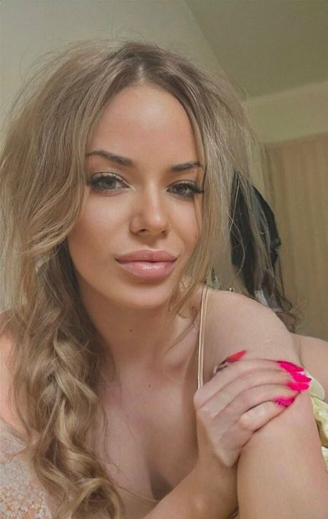 blondyaria étoile exclusive img