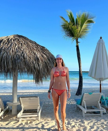 Leticia Birkheuer étoile gratuite galerie