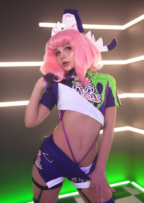 cosplay gros seins onlyfans des nus parfaits des photos