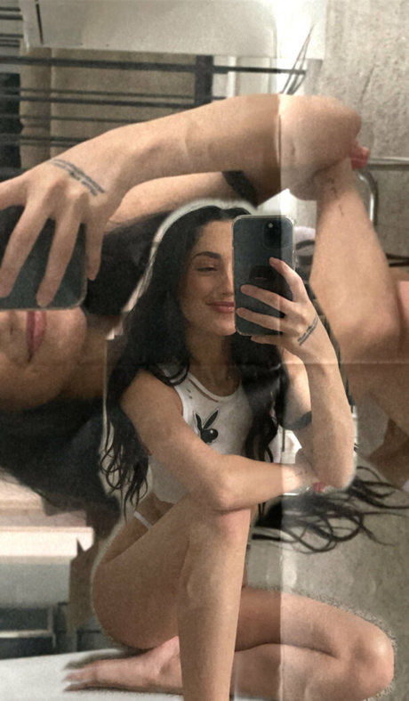 fans dia uniquement nu parfait galerie