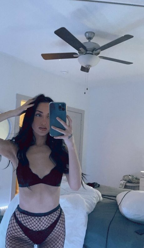 itsdaniella777 modèles nus img