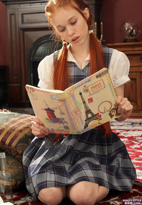 Dolly Little étoile chaude img