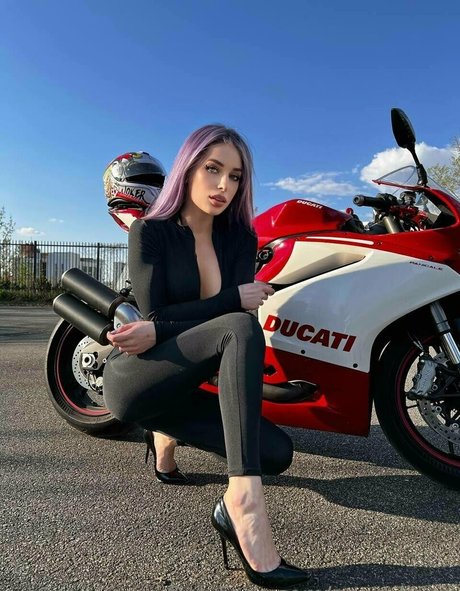 fans de cul latin uniquement adulte en haute qualité images