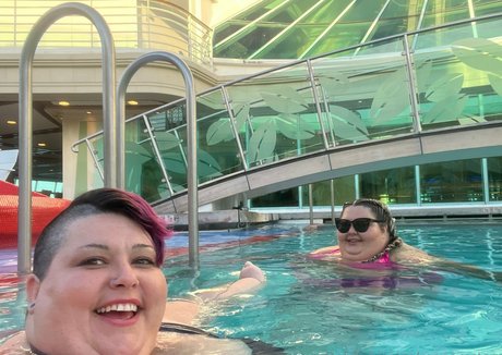 reenayestarr haut de star du porno images