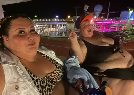 reenayestarr étoile exclusive galerie