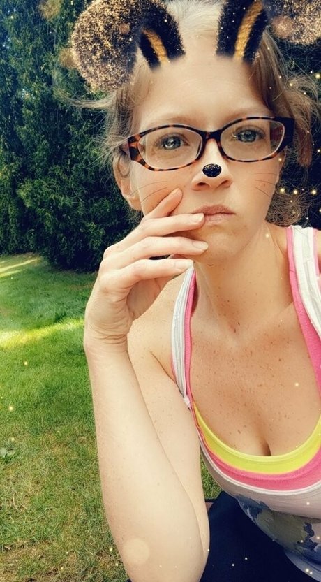 blueeyednerd71free joli modèle img