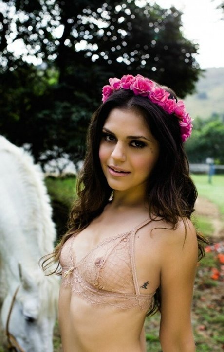 Jessika Alves modèle parfait image