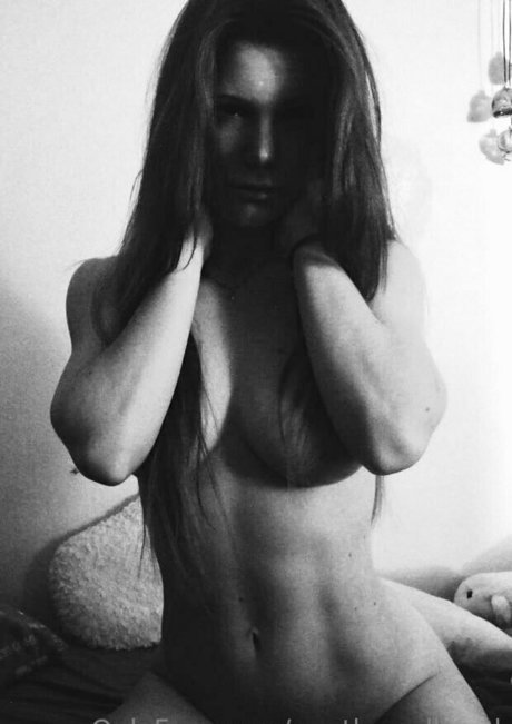 anntheredhead modèle hd image