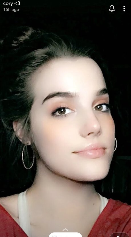 Corrina Rhys haut de star du porno archive