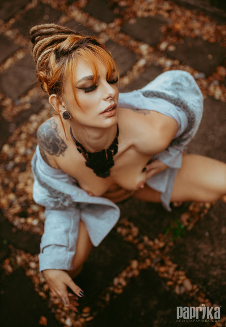 Paprika star pornographique des photos