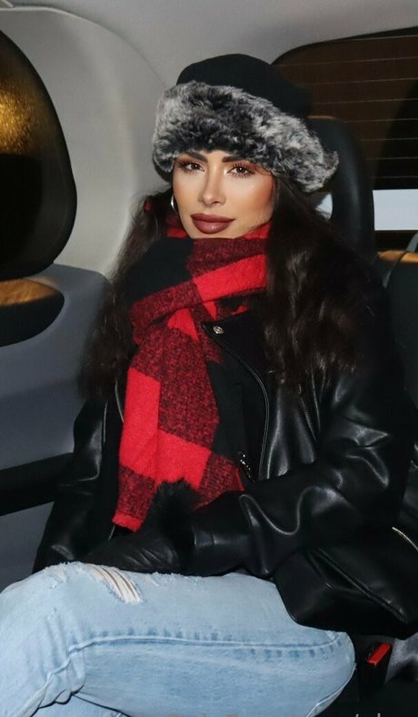 Alus modèle xxx image