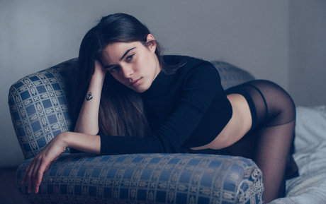 fans de grandes filles uniquement art galeries