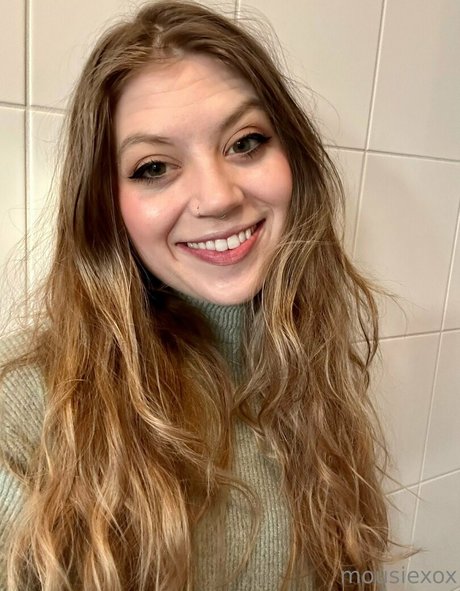 vieille milf onlyfans adulte exclusif photos