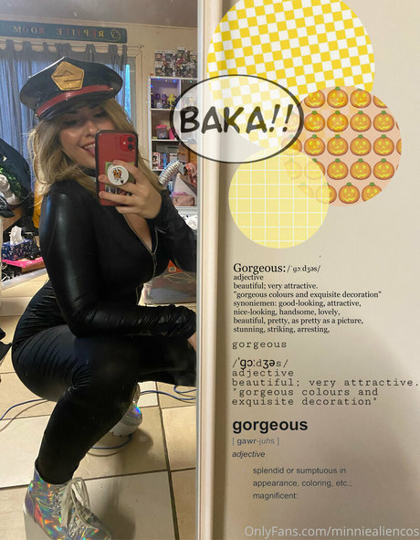 minniealiencos modèle parfait img