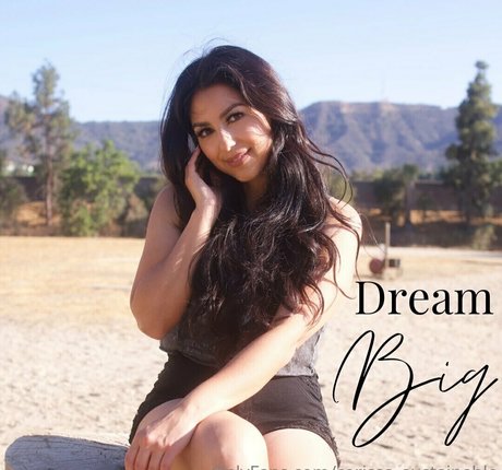 cerissa sustainable actrice chaude des photos