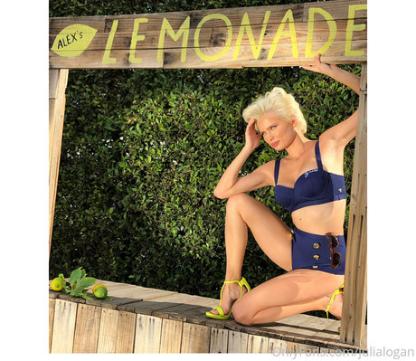 julialogan xxx étoile des photos