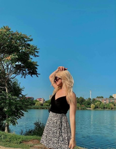 evaholiday69 étoile chaude photos