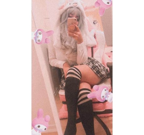 babymelini modèle porno archive