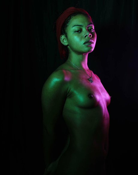 bébé mignon onlyfans érotique en haute qualité galeries