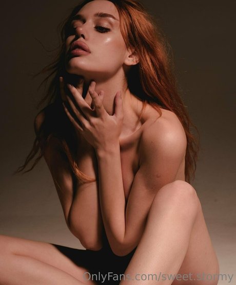 stormy bunny jolie star du porno images