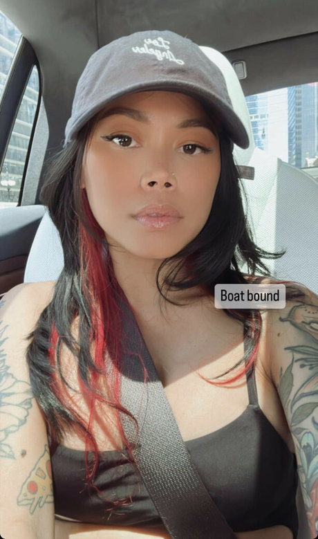 Jonna Mae actrice de nus collection