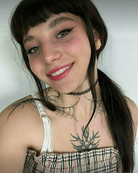 Sweetstoormy star du porno gratuite image