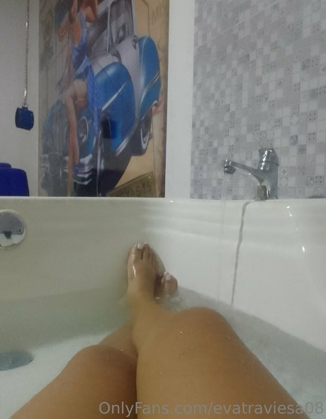 evatraviesa étoile nue images