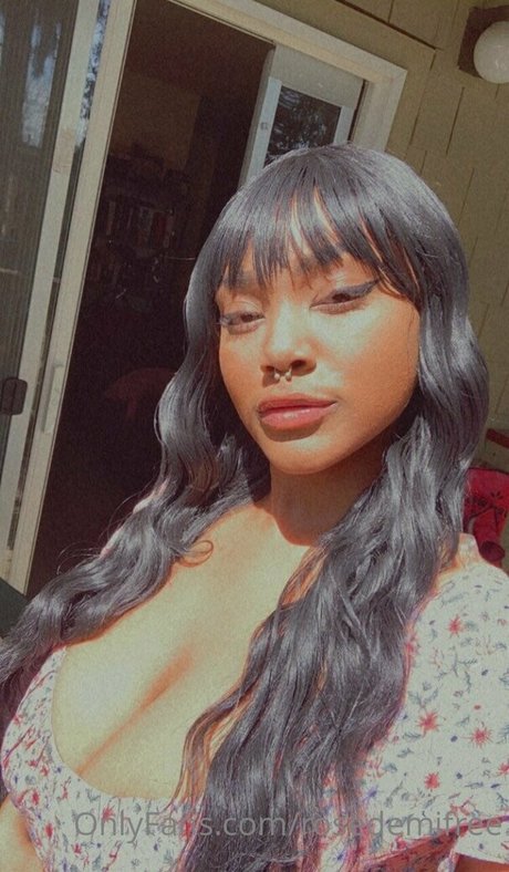 rosedemifree modèle sexy img