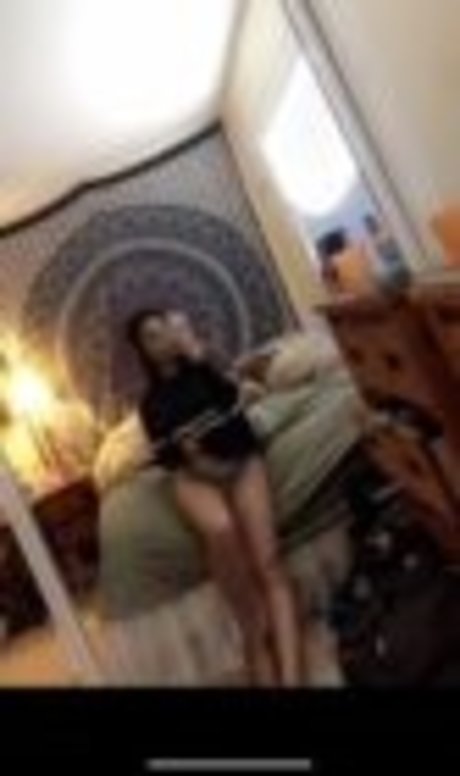 string gros cul onlyfans parfait nu image