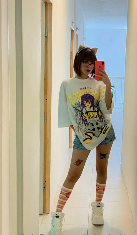 adolescent maigre onlyfans exclusif photo