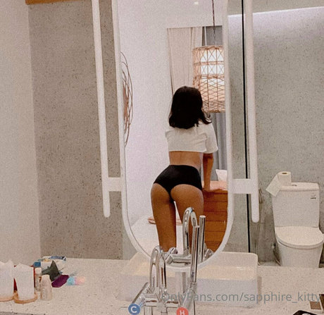 sapphire kitty actrice nue galeries