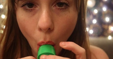 Merona ASMR étoile adulte archive