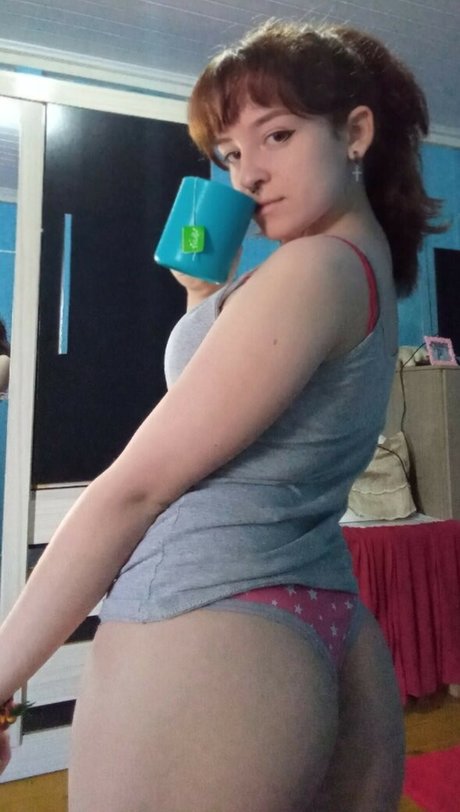 Kakaushow 2002 actrice érotique photos