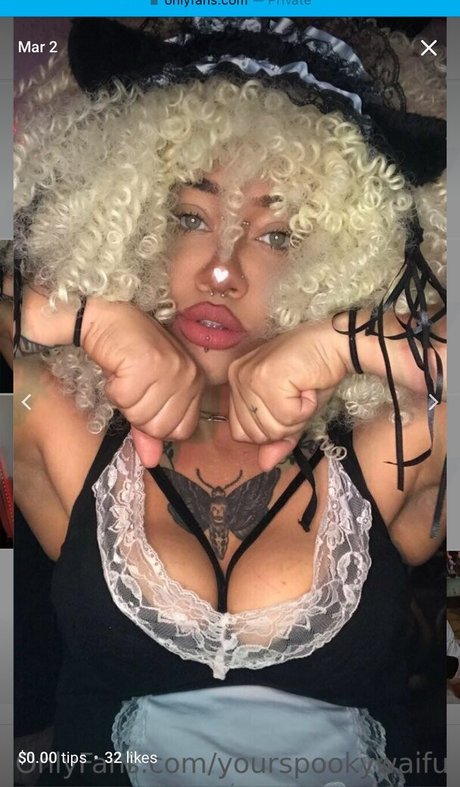 yourspookywaifu modèle érotique galeries