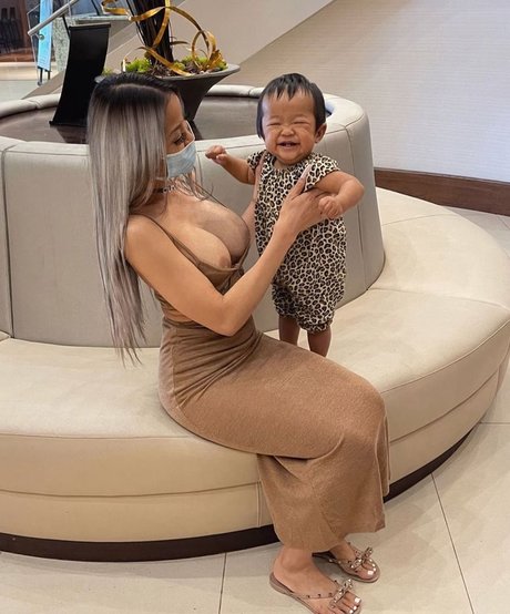 chatte giclante onlyfans plutôt parfait archive