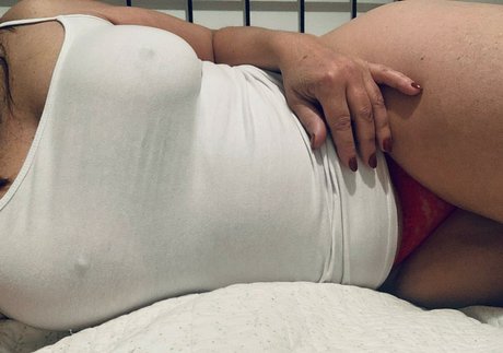 MrsSisiuXXX art modèle images