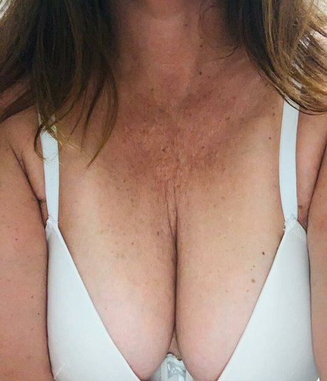 MrsSisiuXXX actrice artistique archive