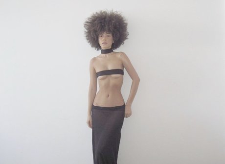 Cecilia Senhorinha xxx étoile des photos