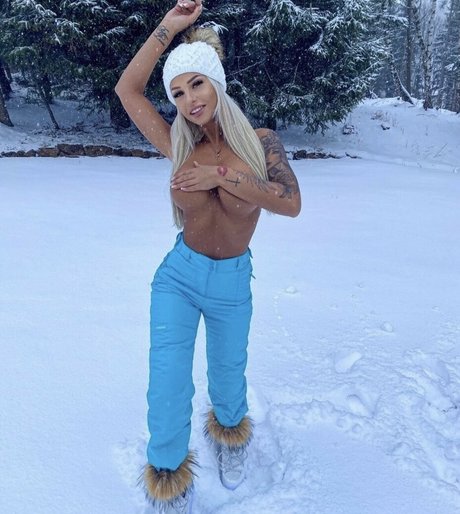 Nikola Rihova actrice pornographique photos