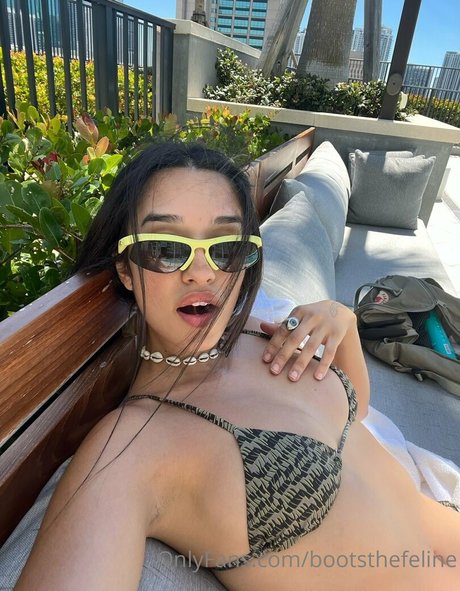 jolie ébène onlyfans sympa parfait image