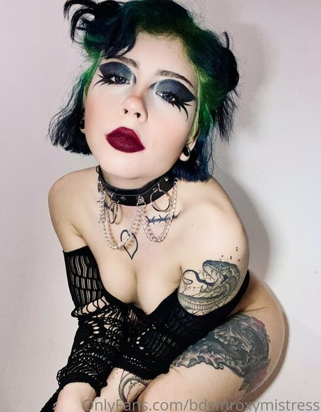 mistressroxybdsm sexe star du porno image