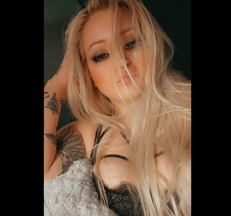 blondekittycattt étoile adulte images