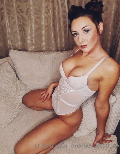 redheadscarlettx actrice pornographique photos