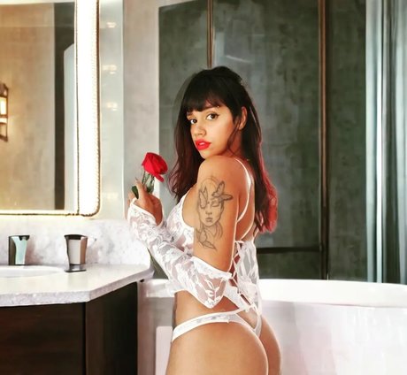 Yasmim Machado modèle hd photo